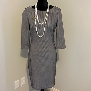 Beautiful dress by Anne Klein.